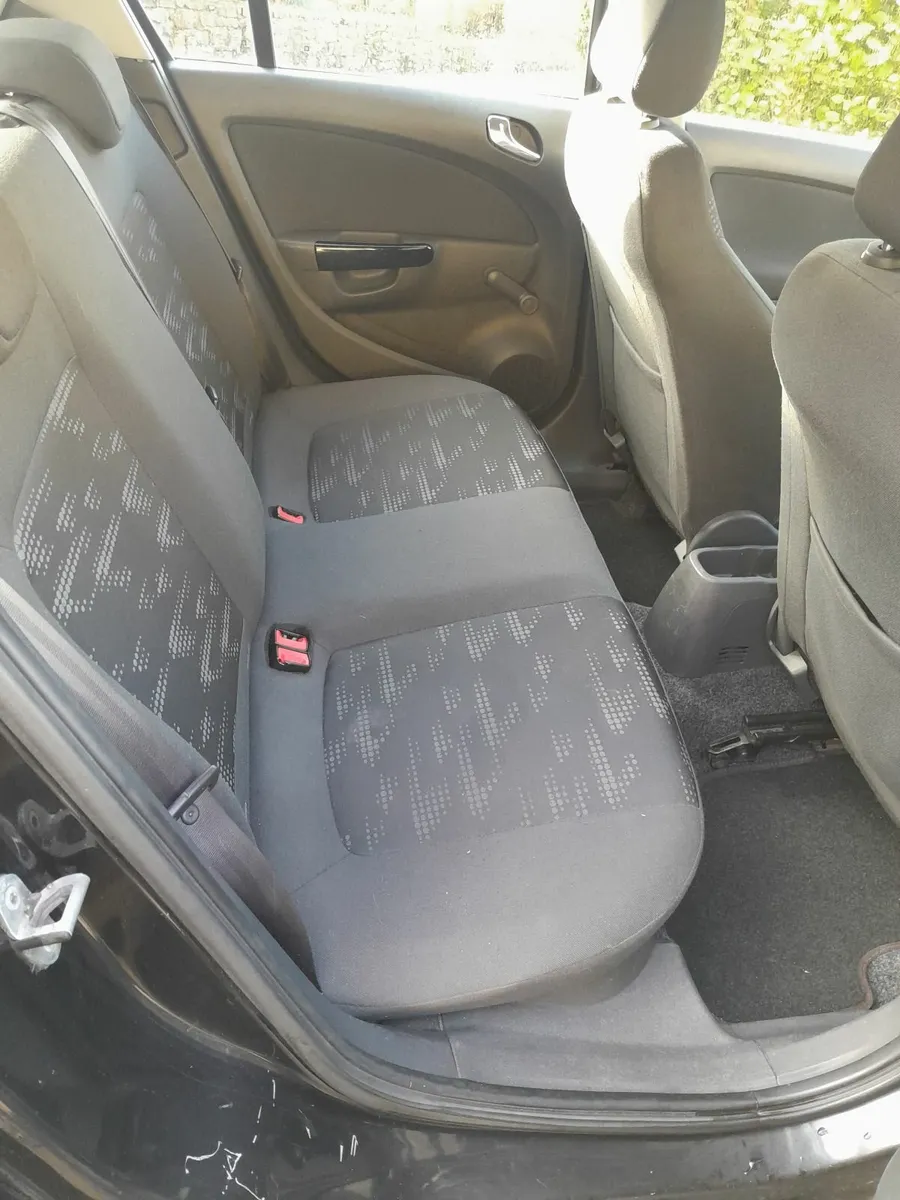 Vauxhall Corsa 2014 1.3 CDTI ECOFLEX DESIGN - Image 4