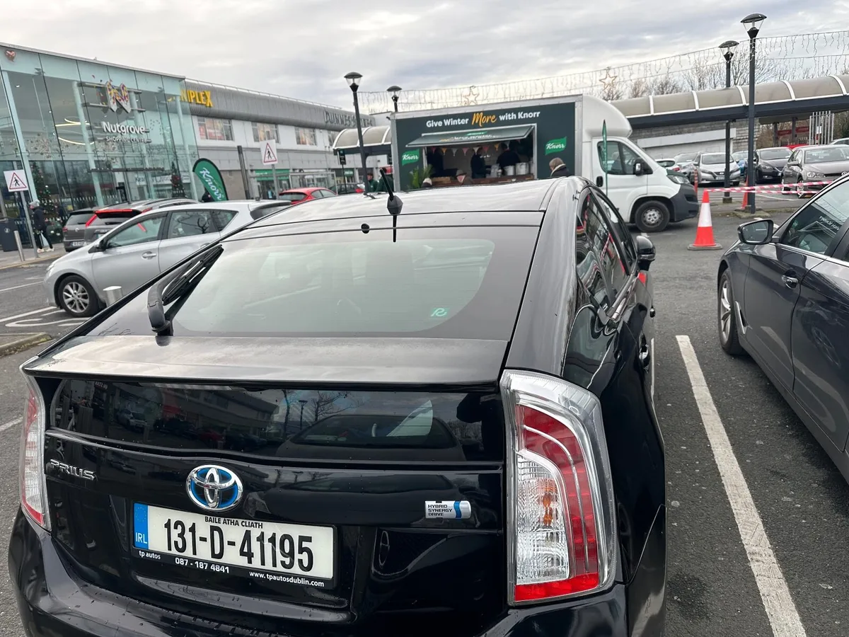 Toyota Prius 2013 - Image 4