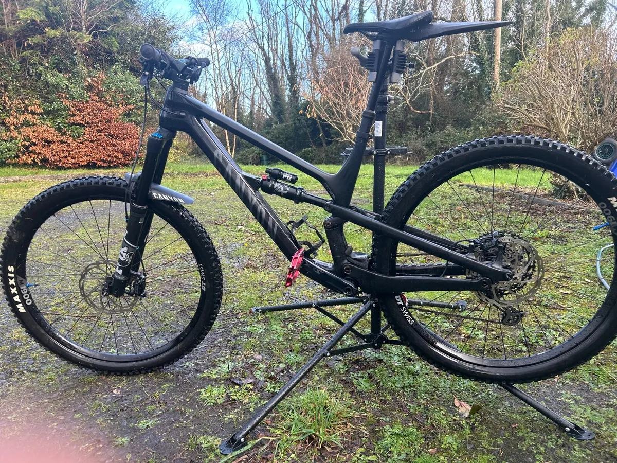 Canyon Spectral 7 CF full sus mountain bike - Image 2