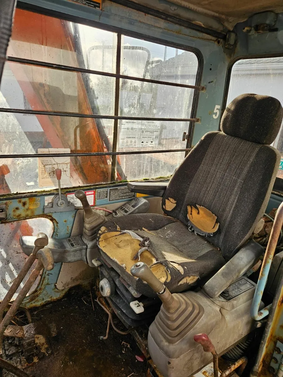 Hitachi Ex60-3 1996, good condition - Image 4