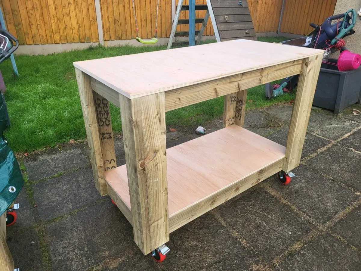 Mobile Workbench For Sale - Image 4