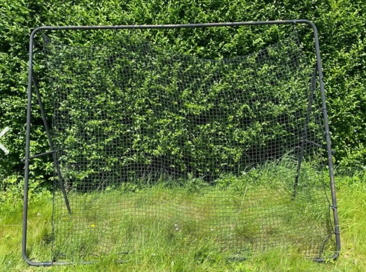 Precision Training Pro Jumbo Rebounder 9ft x 7ft - Image 1