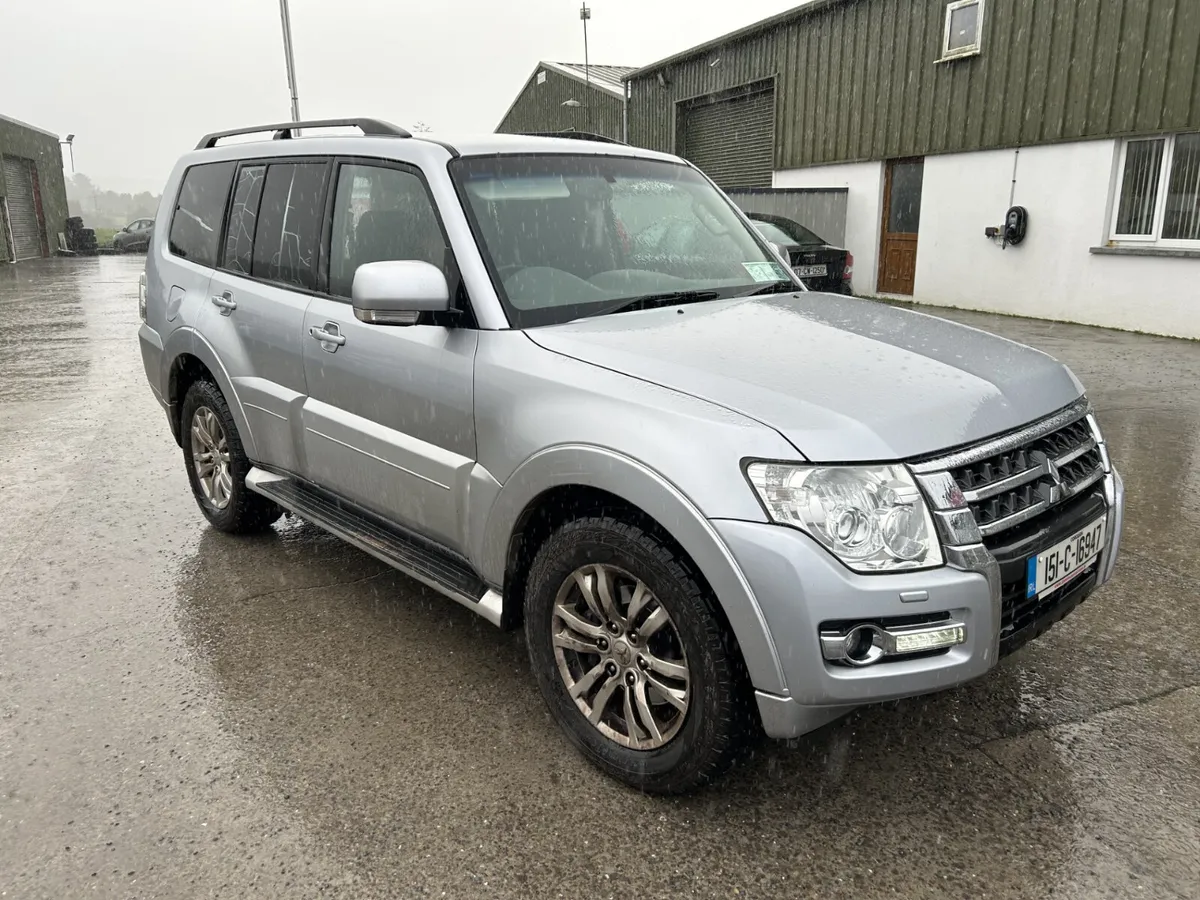 2015 Mitsubishi Pajero 3.2 4WRK SG2 DID LWB 5DR - Image 1