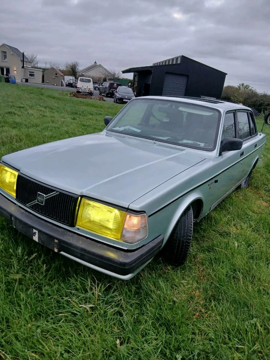 Volvo 240 - Image 1