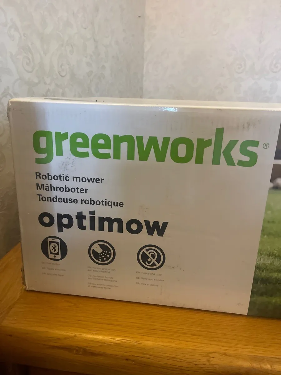 Robotic lawnmower - Image 1