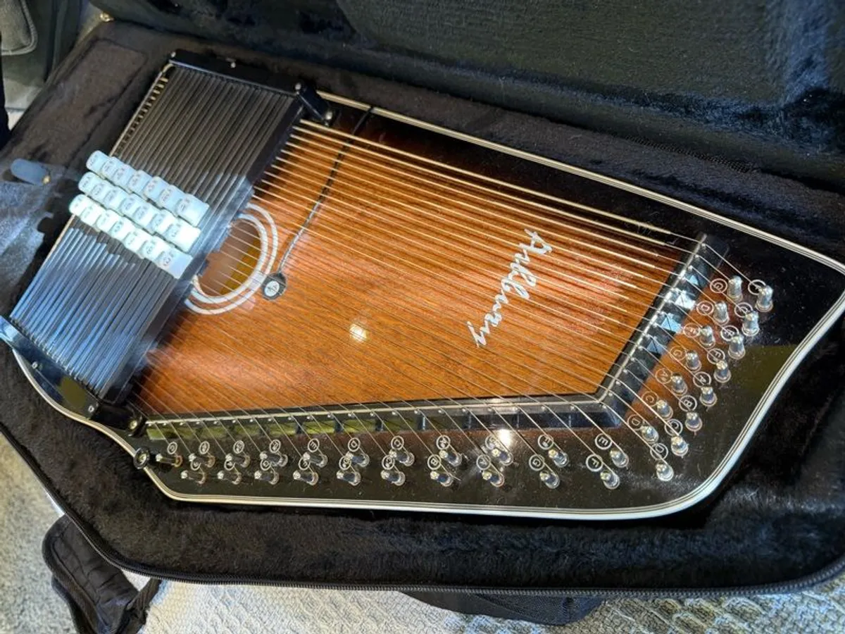Ashbury Autoharp - Image 1