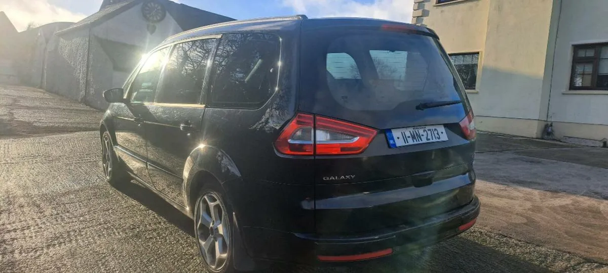 Ford galaxy Car - Image 3