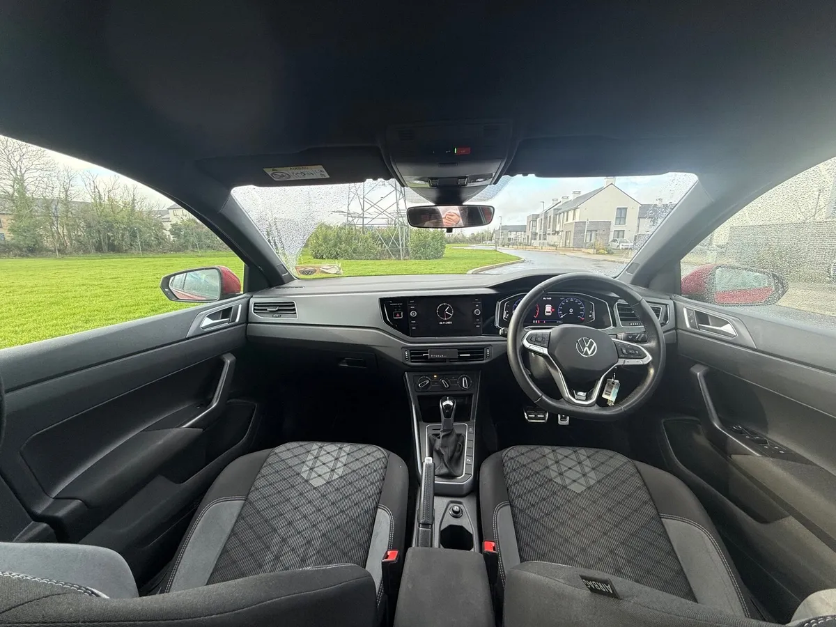 2022 Volkswagen Polo R-Line Automatic - Image 4