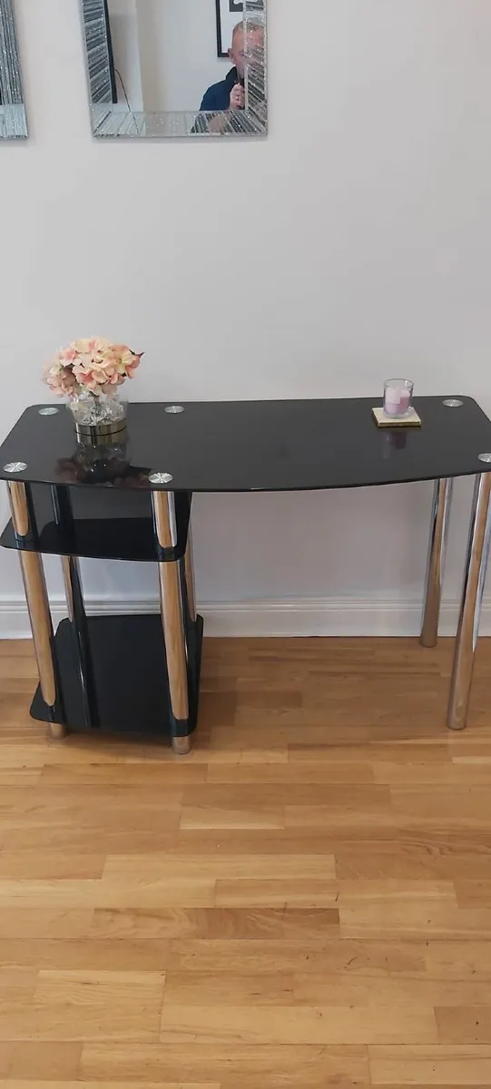 Black glass desk - Image 2