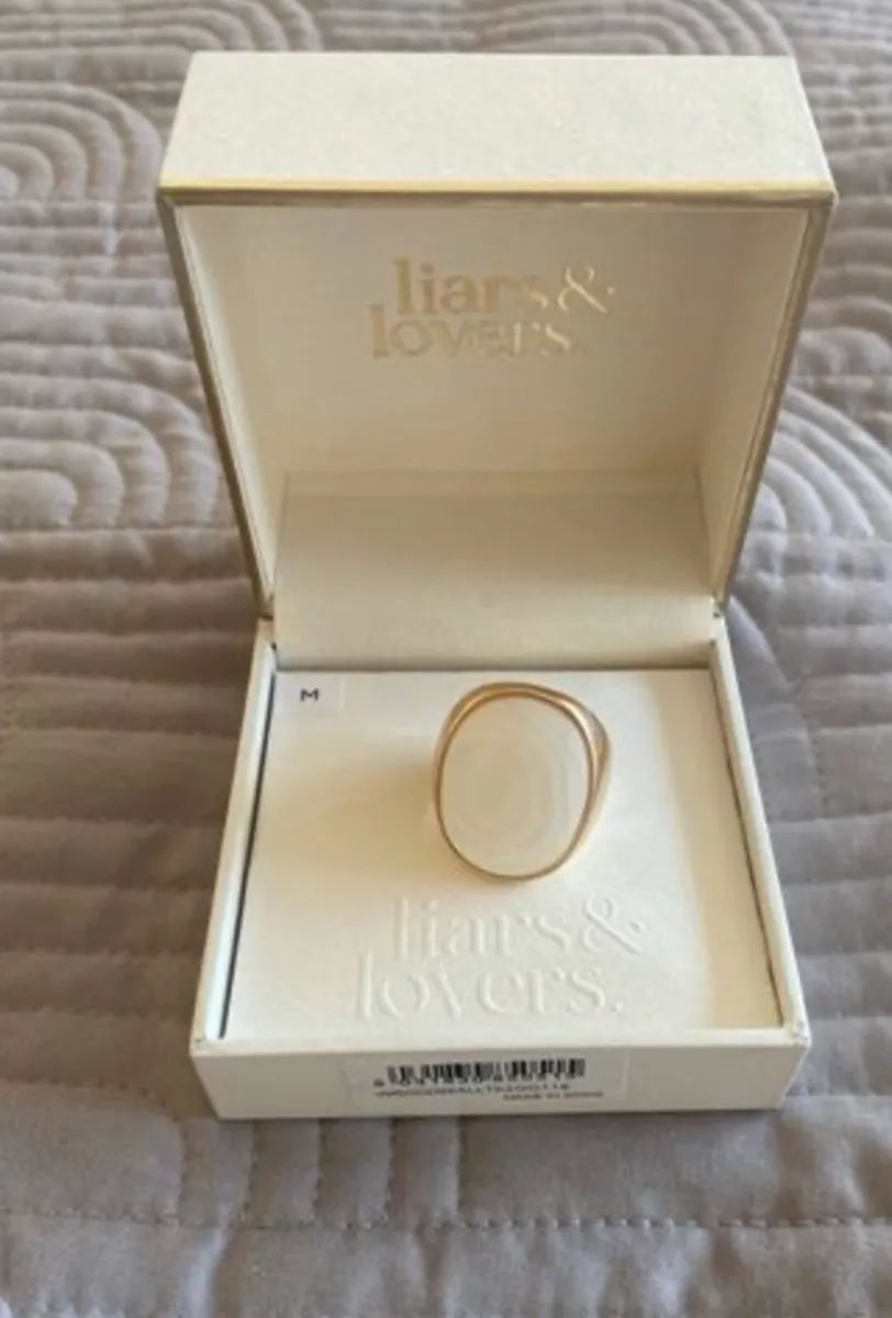 Ring - Liars and Lovers - Image 1