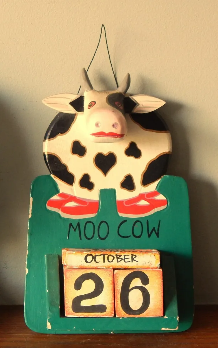 Wood Block Perpetual Calendar - Image 2