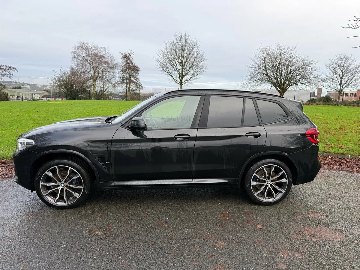 2021 BMW X3 xDrive30e M Sport - Low Mileage - Image 3