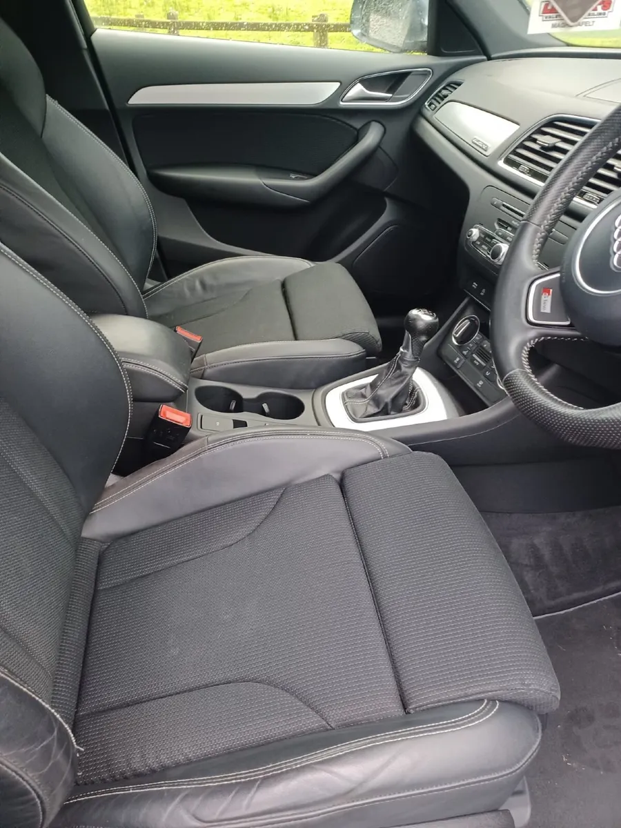 Audi Q3 2018 - Image 2