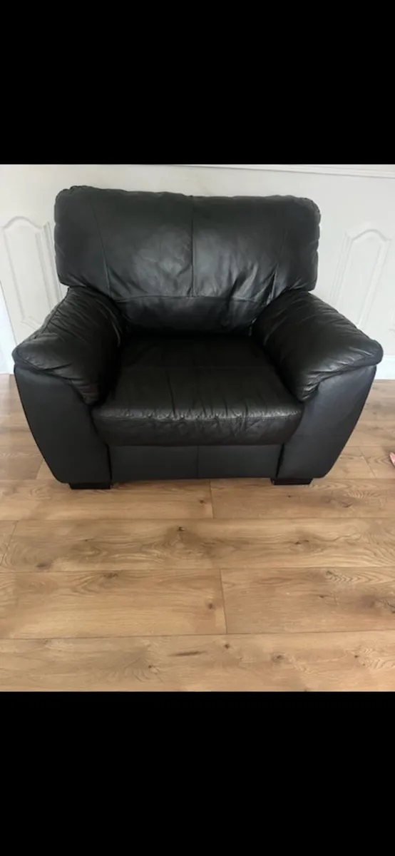 Sofa and arm chair - Image 1