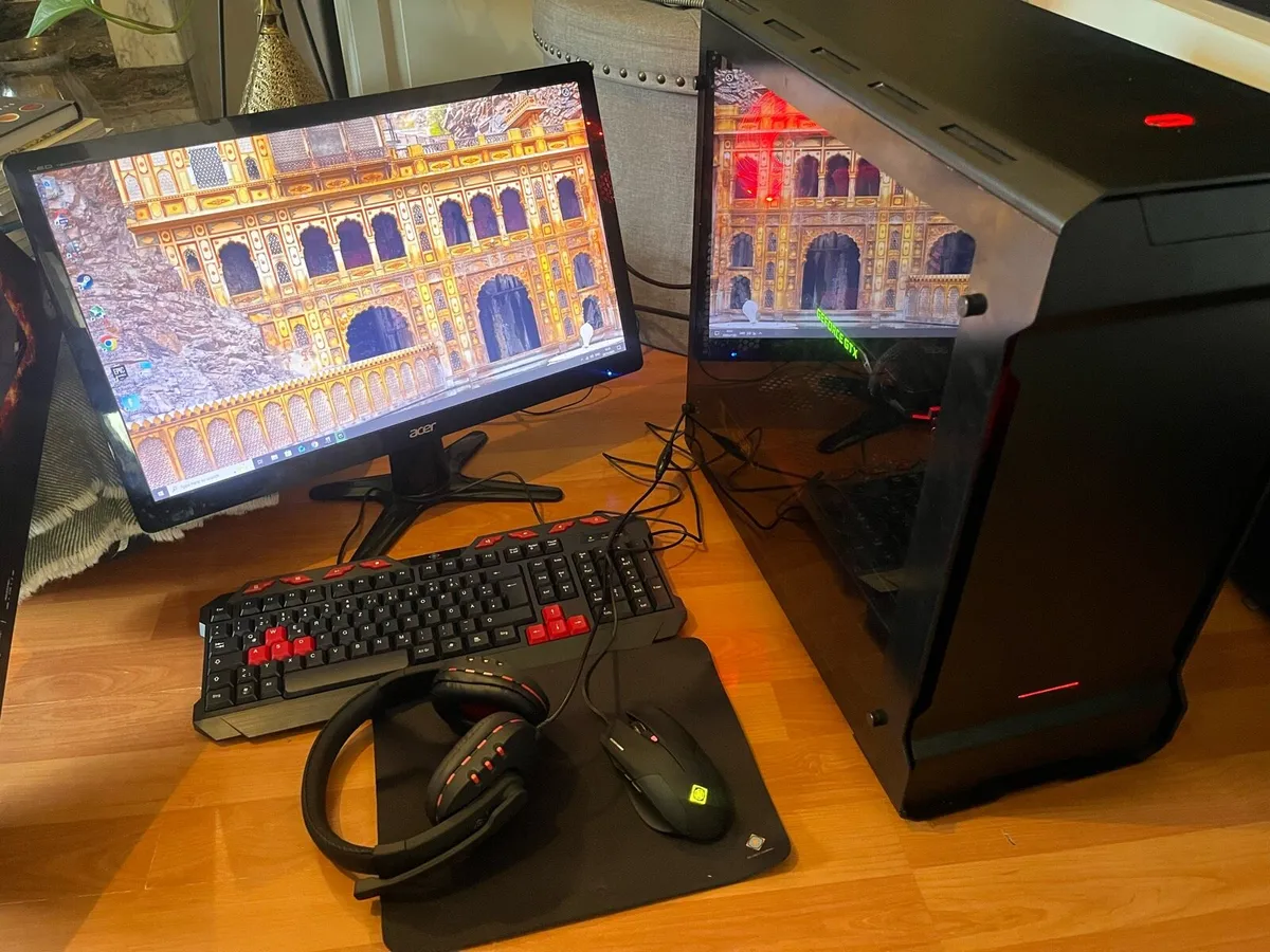 Full gaming setup - Image 3
