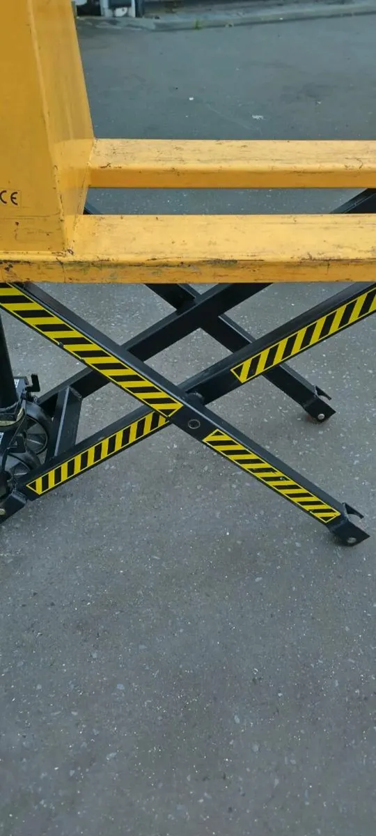 Hand truck - Image 3