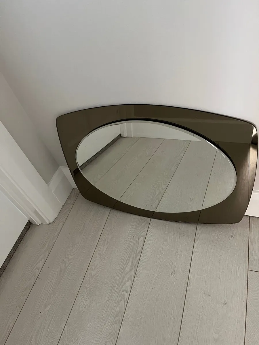 Mirror - Image 2