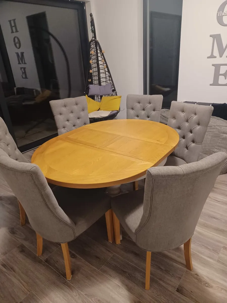 Table and Chairs - Image 1