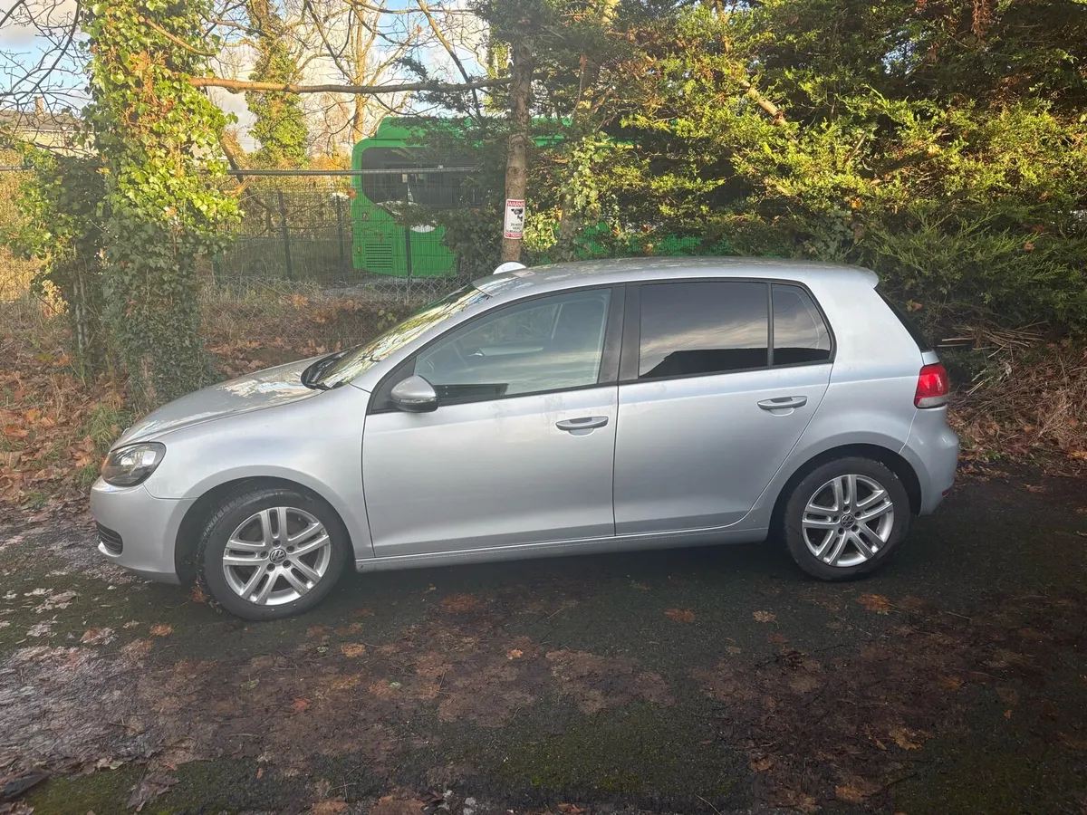 VW Golf - Image 2