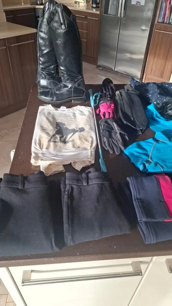 Horse riding Helmet, Boots and body protector - Image 1