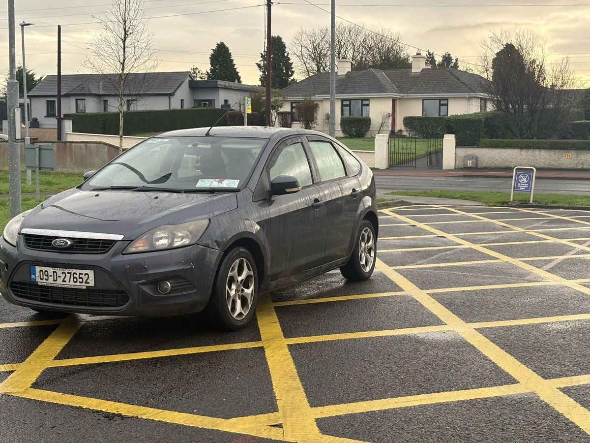 2009 Ford focus - Image 1