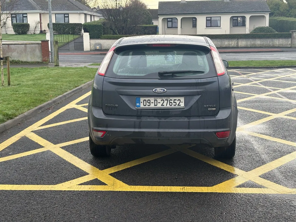 2009 Ford focus - Image 4