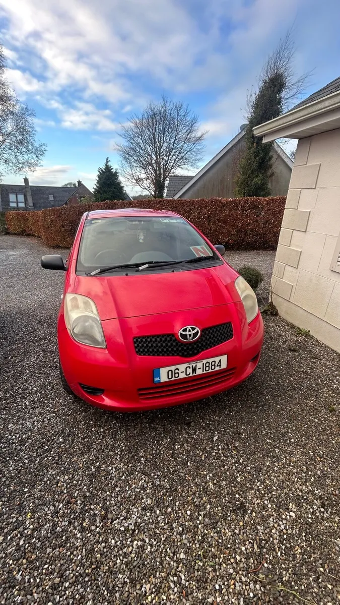 Toyota Yaris 2006 - Image 3