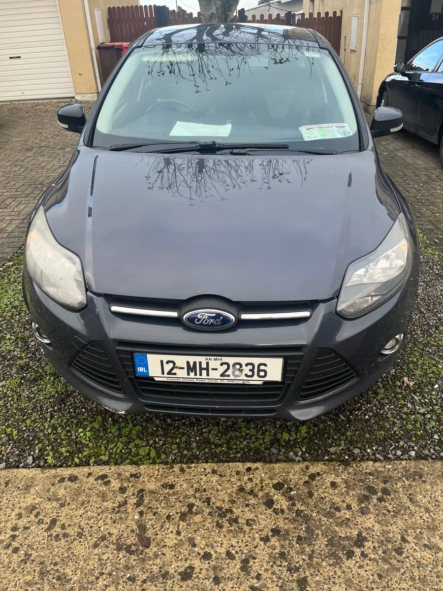 Ford Focus 2012 - Image 2