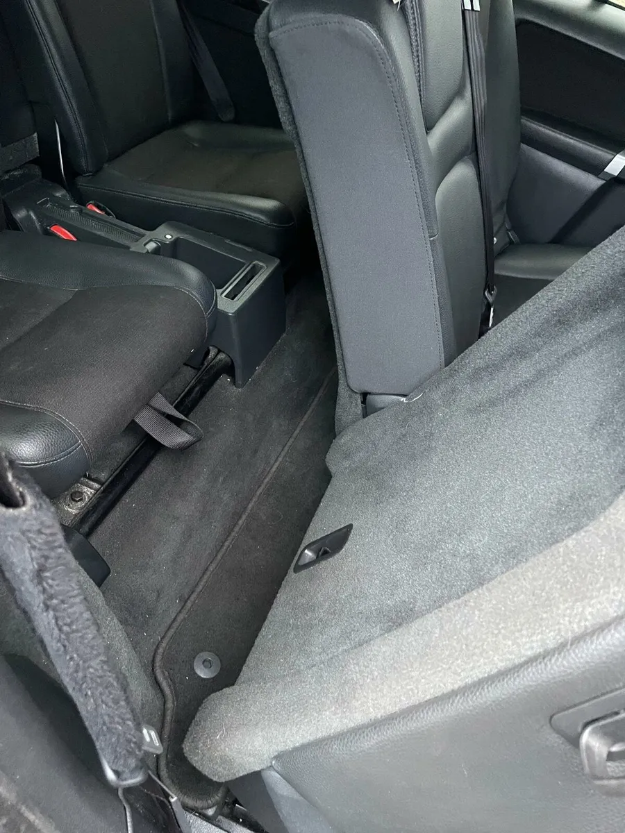 2010 volvo xc90 - Image 4