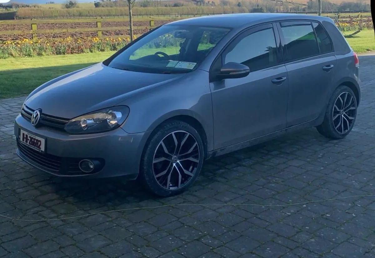Volkswagen Golf - Image 1