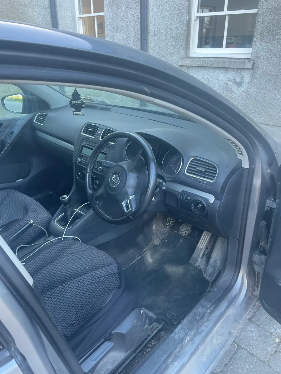 Volkswagen Golf - Image 3