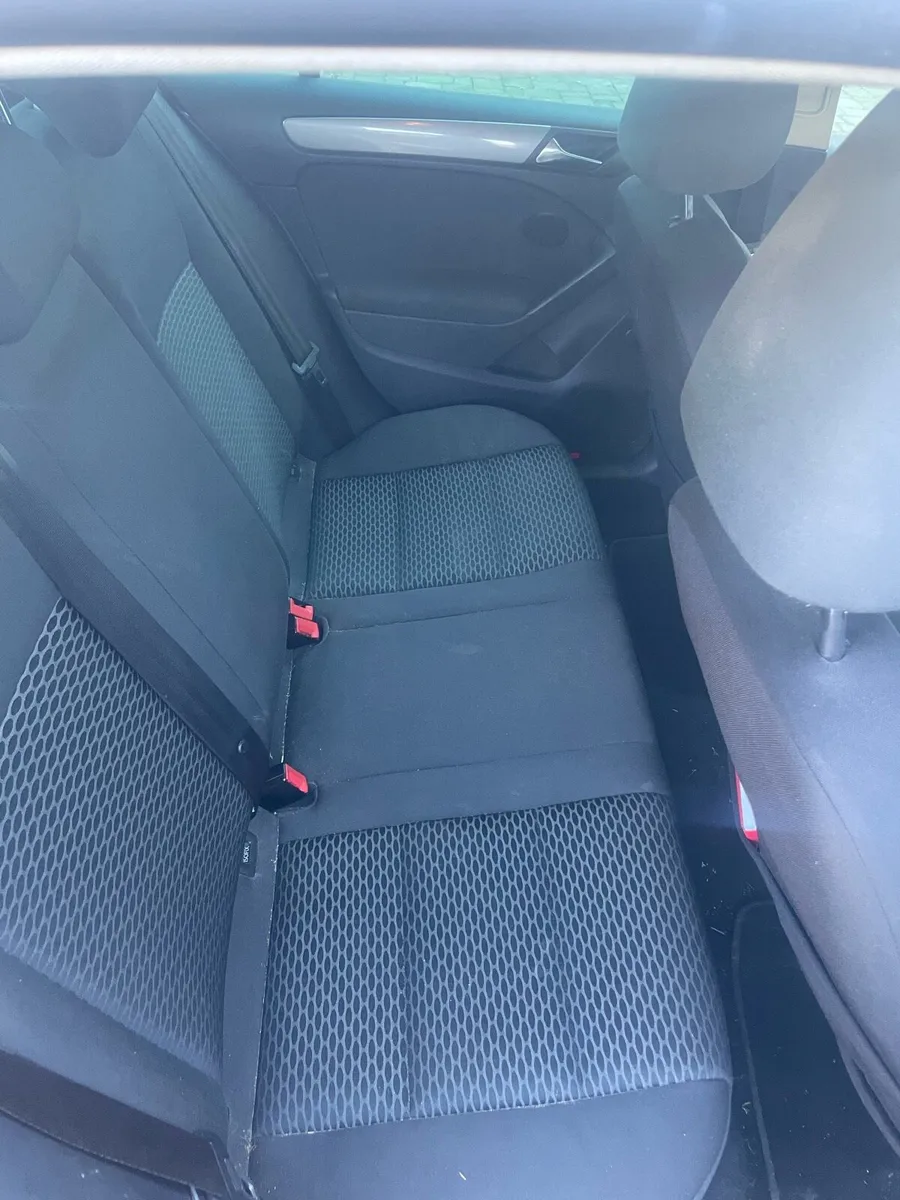 Volkswagen Golf - Image 4