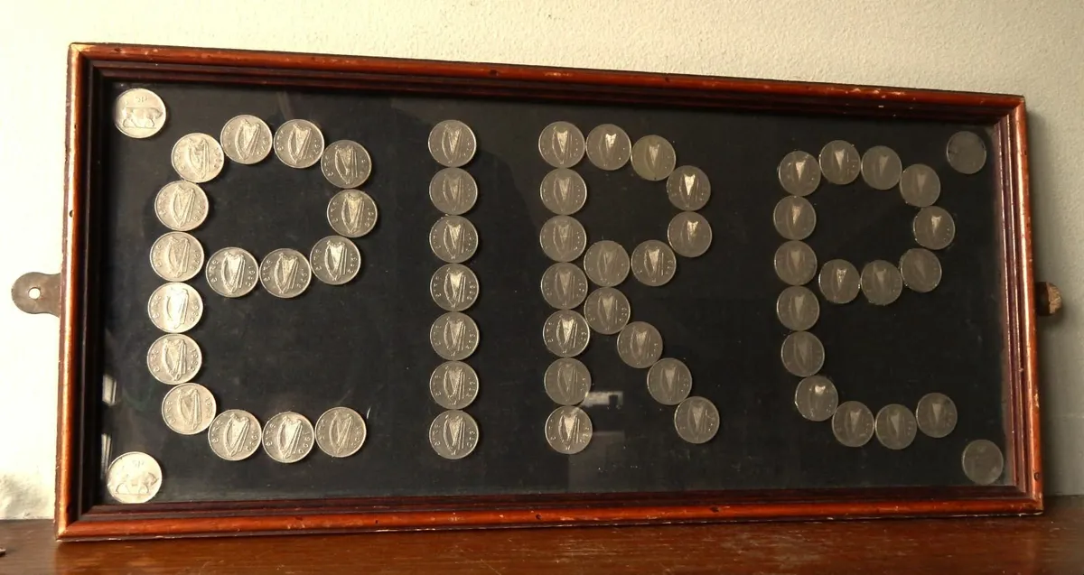 Vintage ‘Eire’ Craft Sign - Image 2