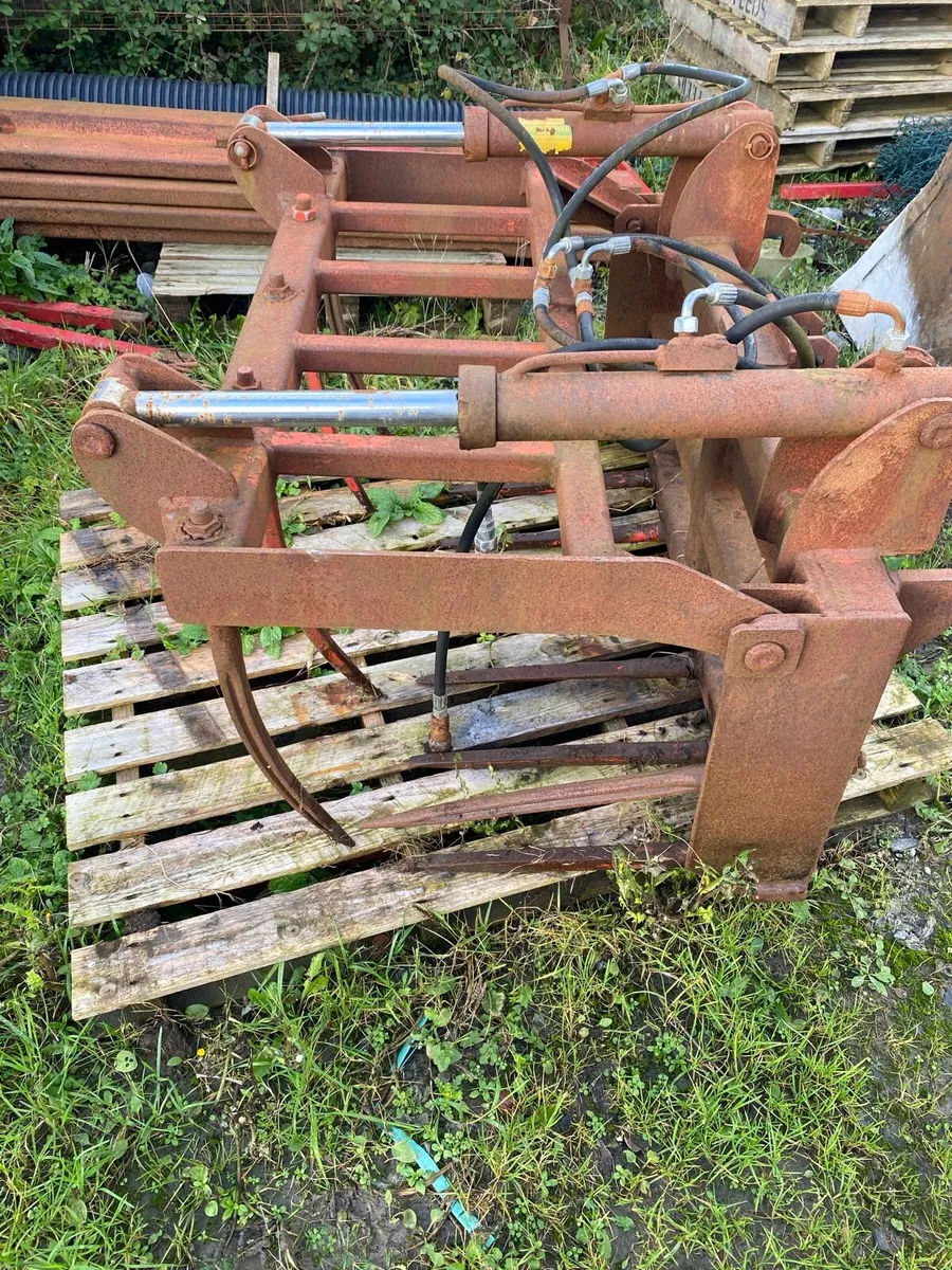 Silage grab - Image 1