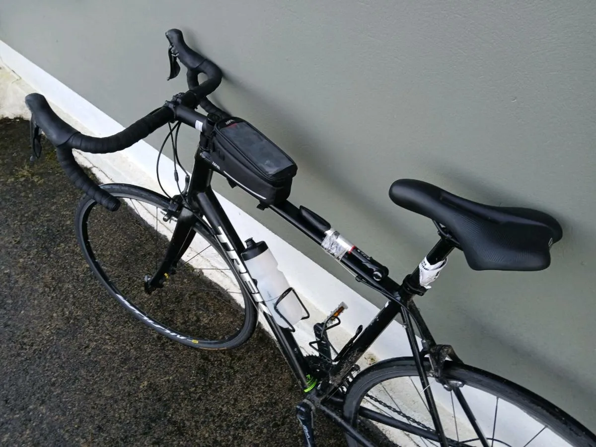 Trek Domane Road Bike 56cm - Image 2