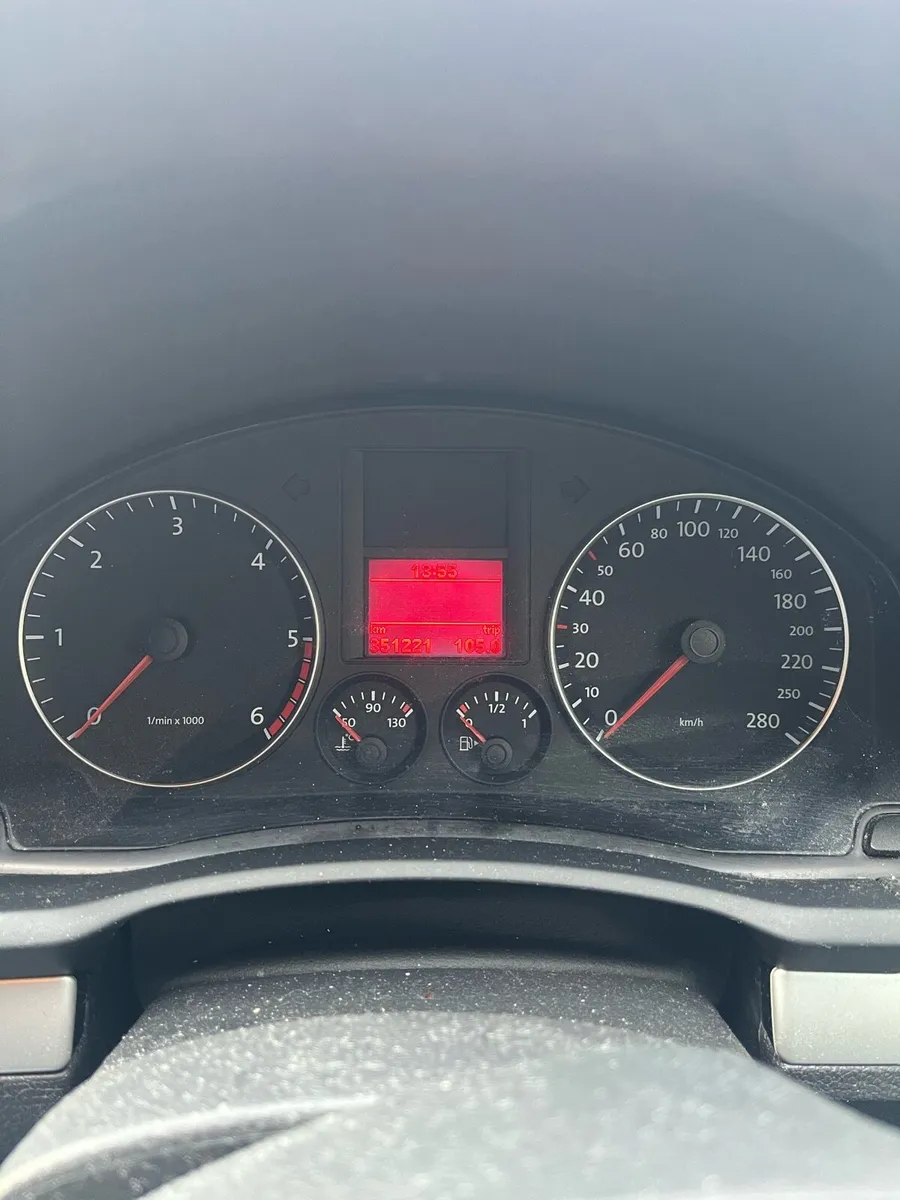 VW Scirocco 2.0 TDi - Image 3