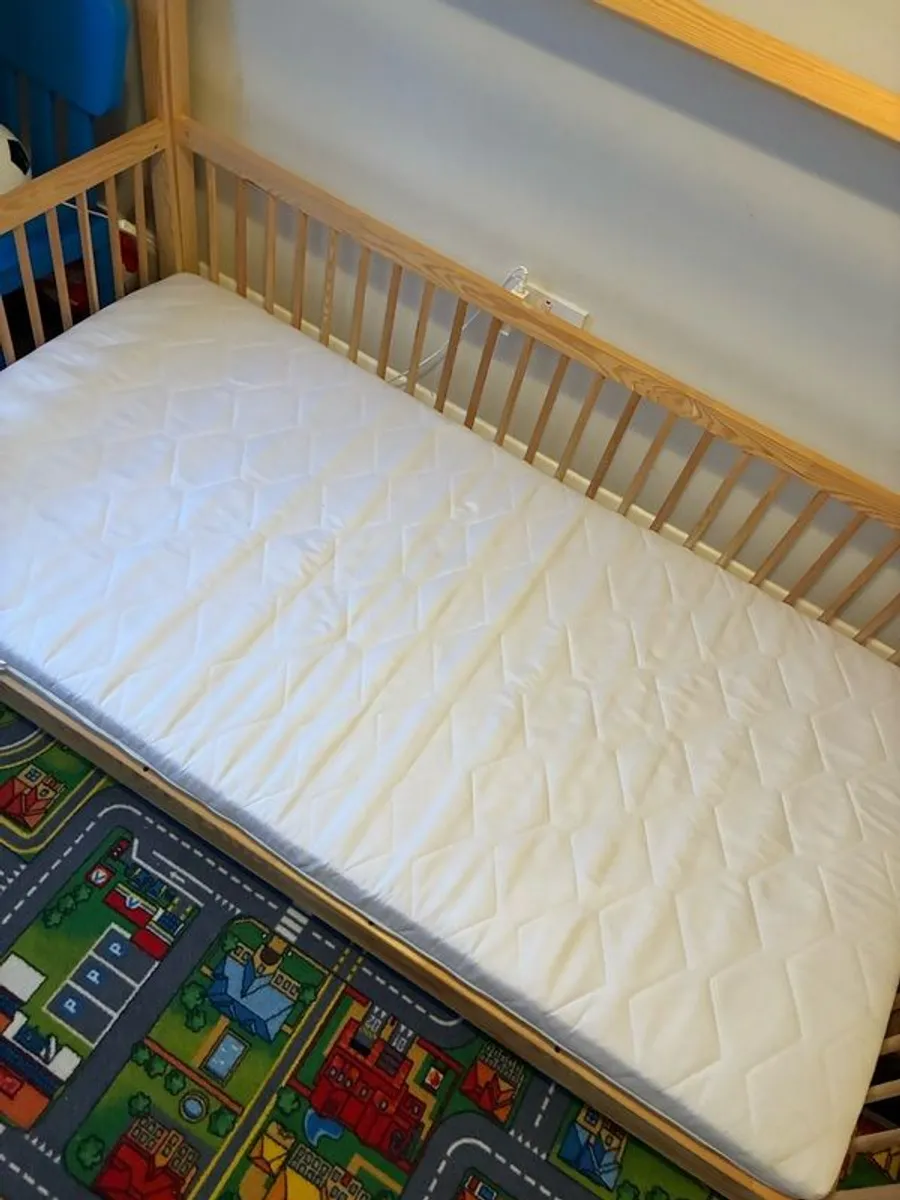 Kids Bed - Image 2