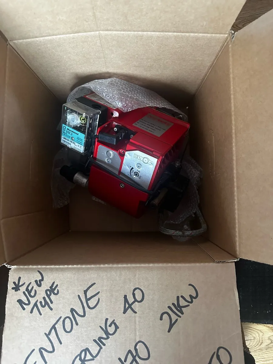 Sterling and Bentone oil fired burner - Image 3