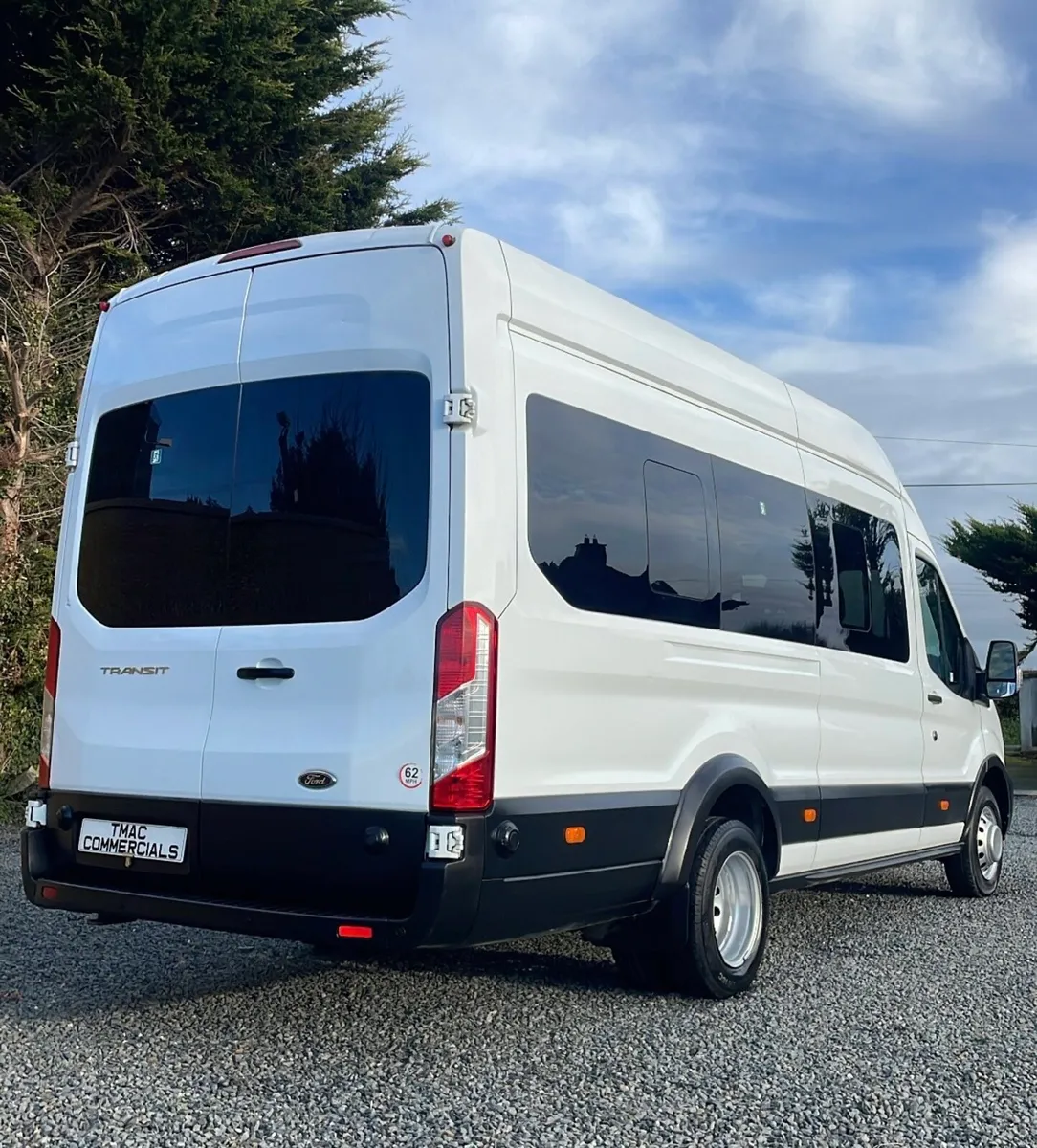2022 Ford transit Minibus - Image 3