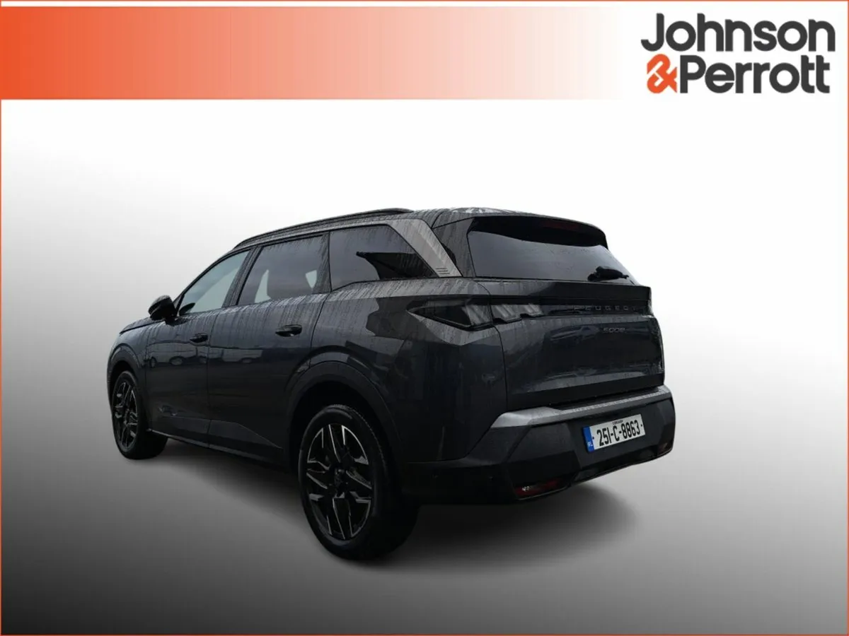 Peugeot 5008 1.2 MHEV 145bhp E-DCS6 Allure - Image 2