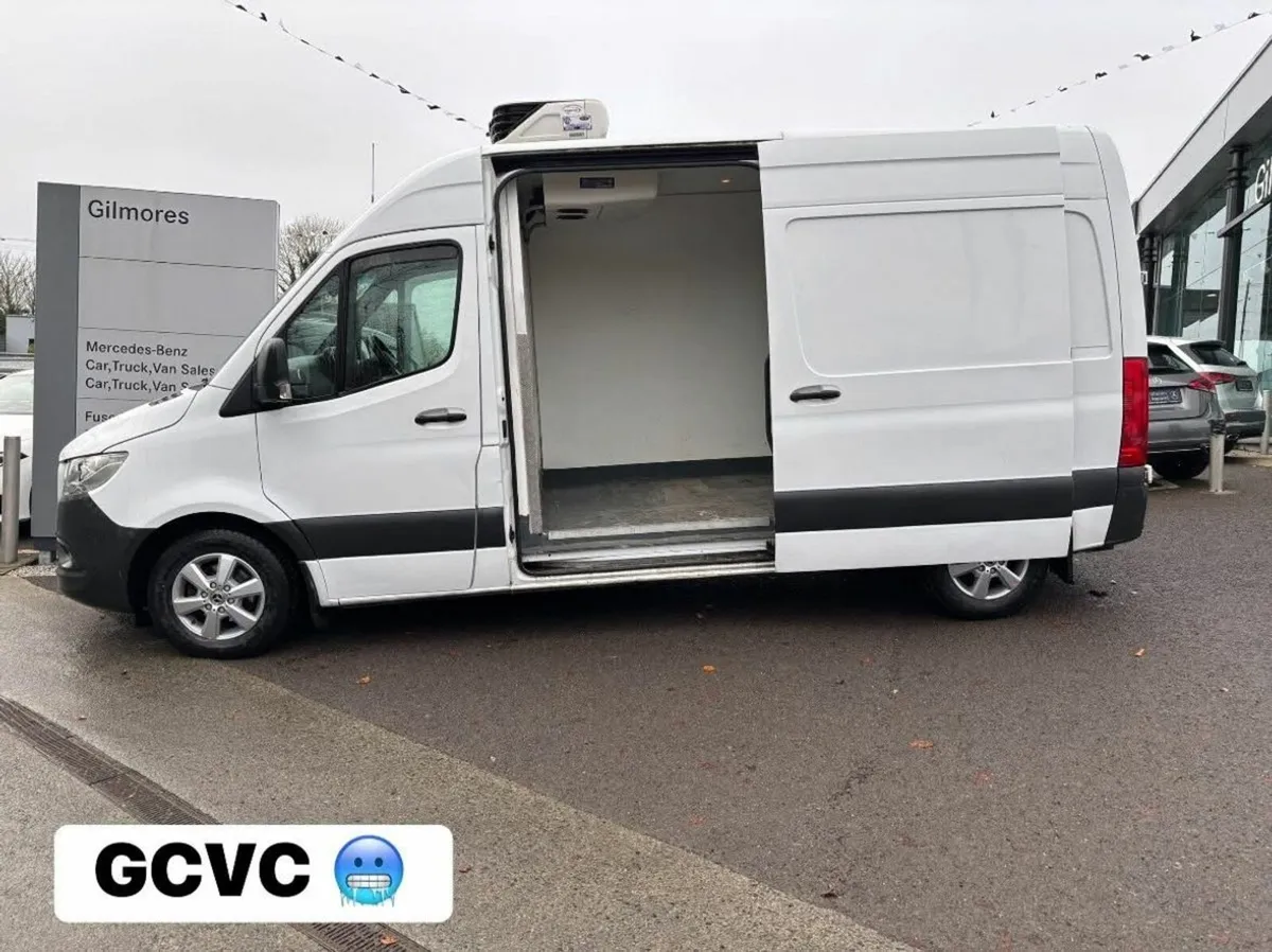 Mercedes-Benz Sprinter 214 MWB High Roof Automatic - Image 3