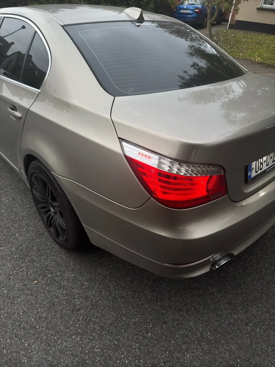 Bmw E60 2L/Diesel AUTOMATIC - Image 3