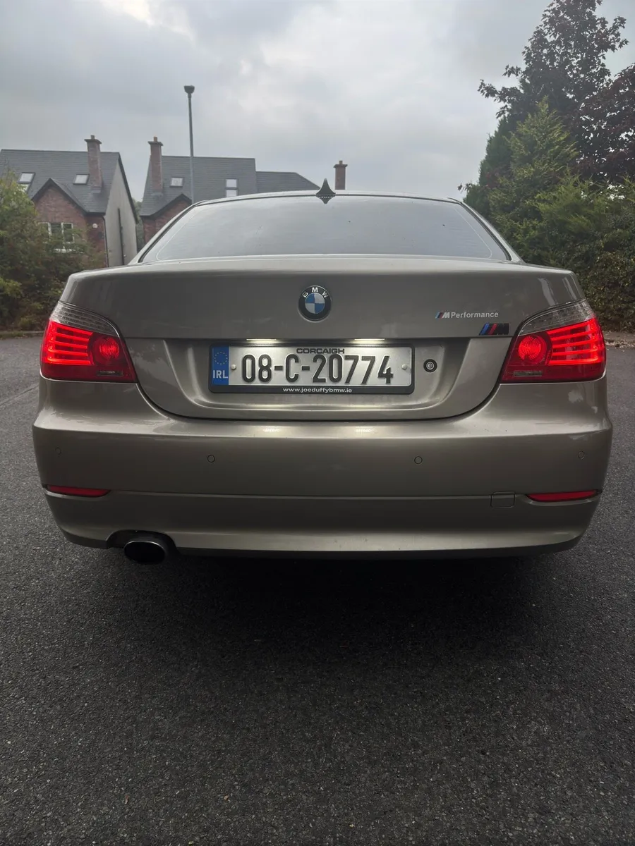 Bmw E60 2L/Diesel AUTOMATIC - Image 4