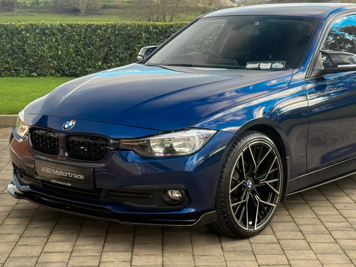 2017 BMW 318d SE - Image 4