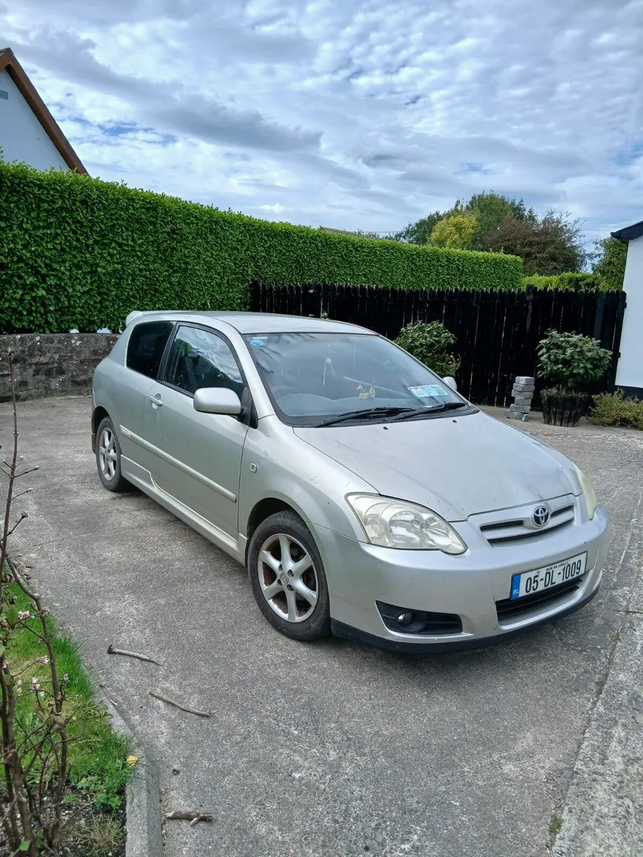 Toyota Corolla - Image 4