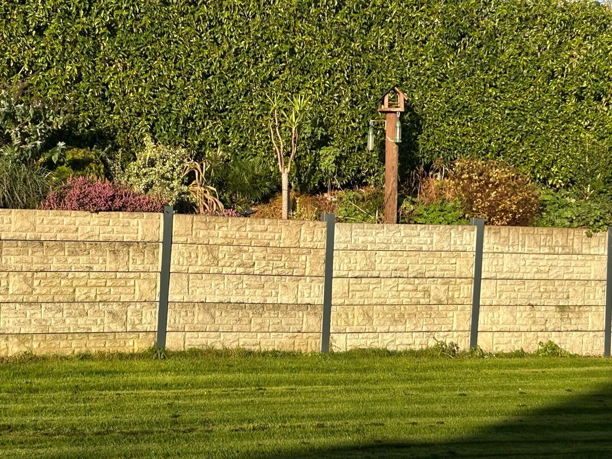 Wanted rock face panels - Image 1