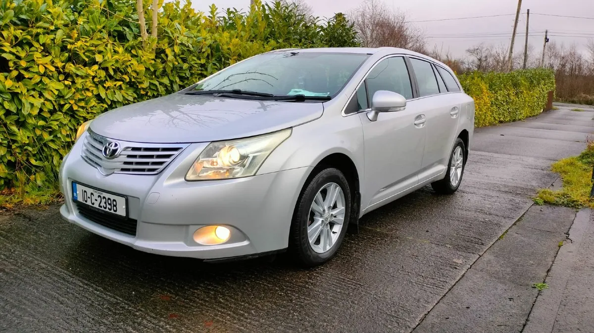 2010 Toyota Avensis Tourer 2.0 D4D Strata - Image 1