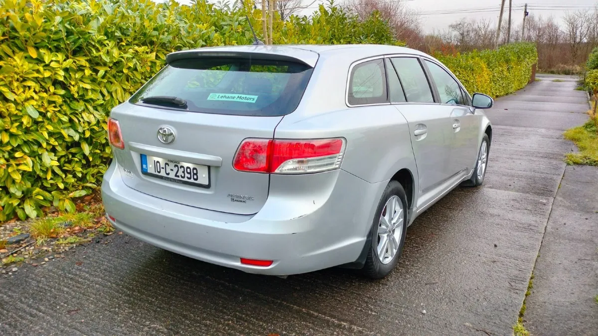 2010 Toyota Avensis Tourer 2.0 D4D Strata - Image 3