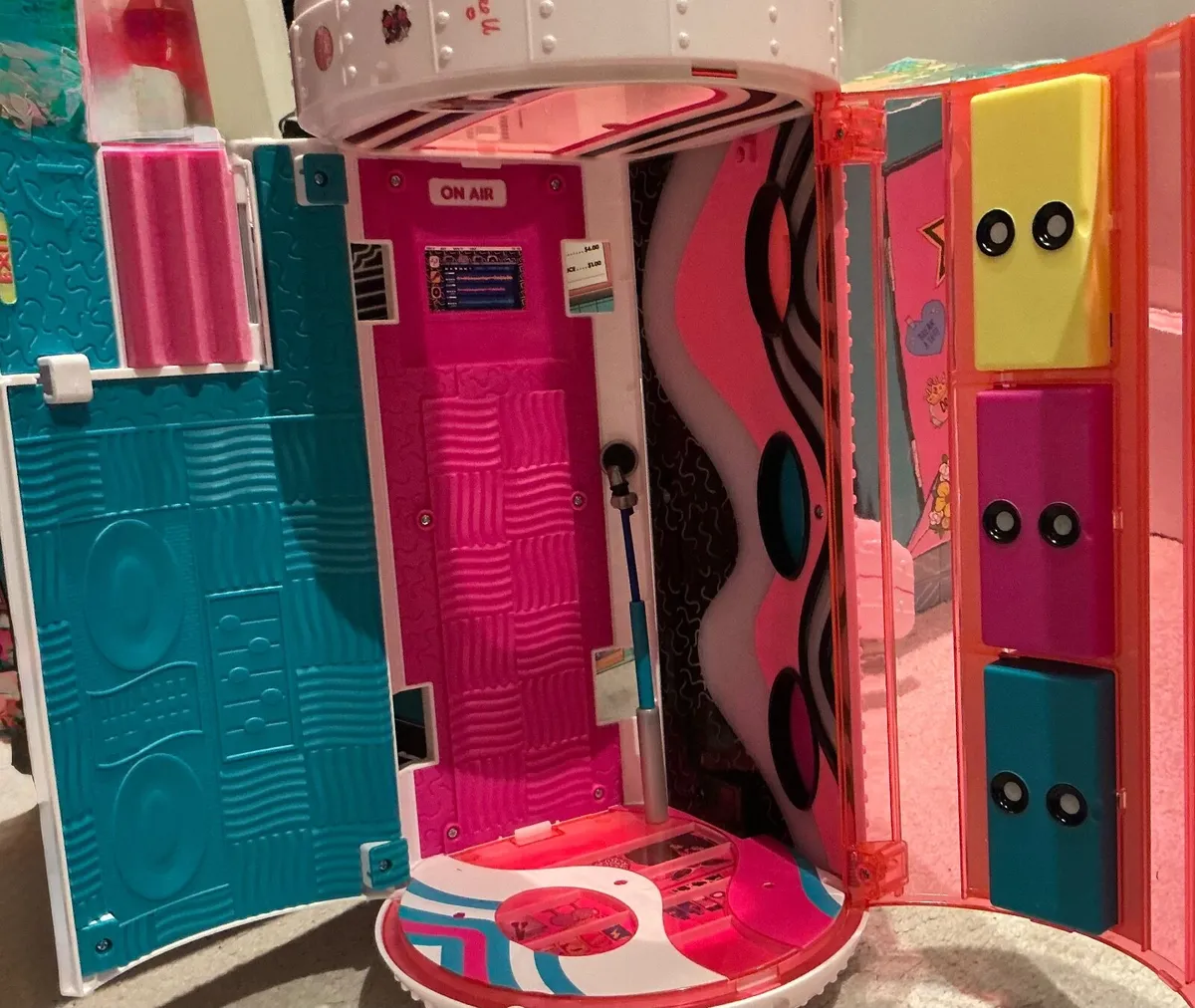 LOL Surprise Plane - Image 4