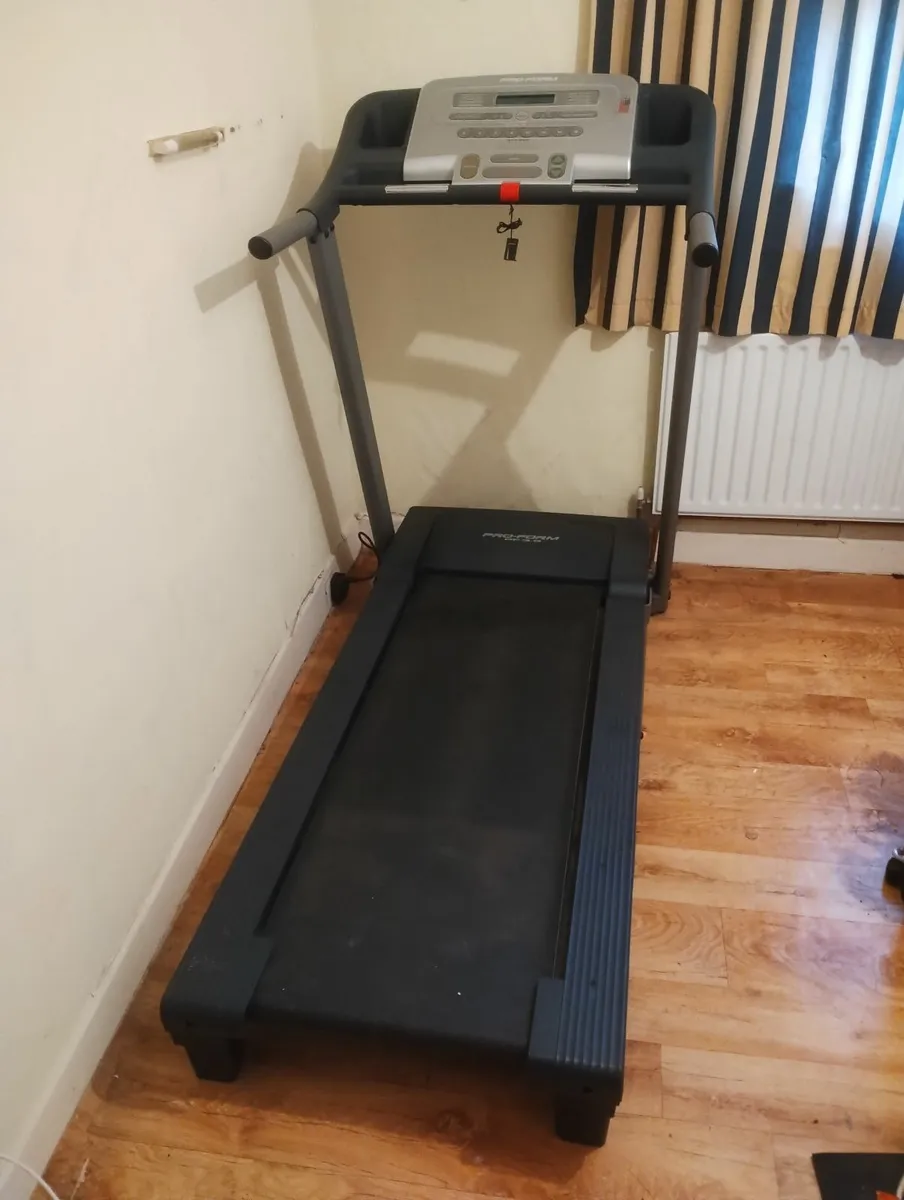 Proform 3.6 treadmill - Image 1